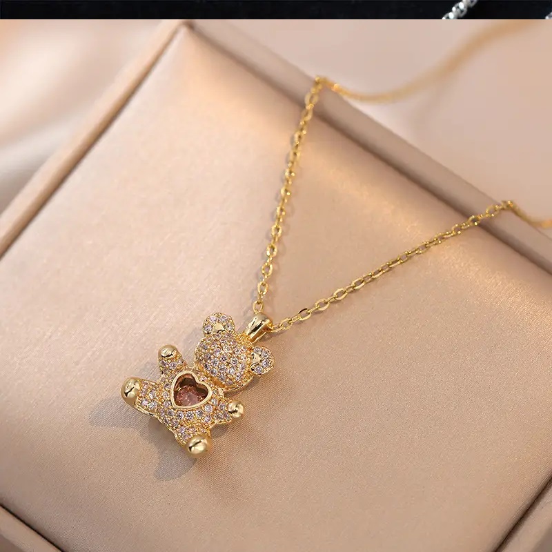 Bear Heart Clavicle necklace