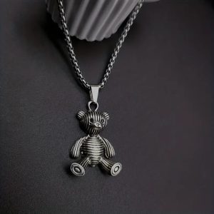 Vintage Bear pendant necklace