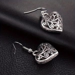Vintage Hallow Heart Earrings