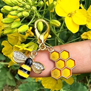 just bee yourself inspirational card