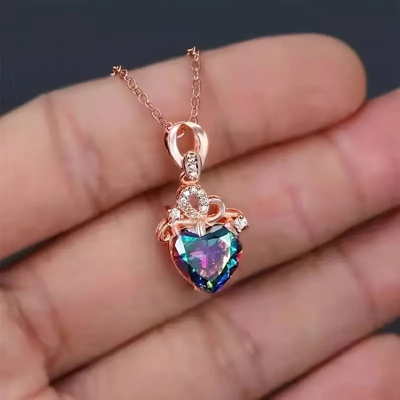 elegant heart shaped artificial crystal pendant