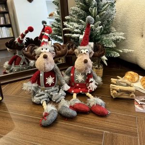girl and boy moose bead legs