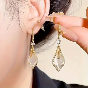 Elegant Sparkling Drop Earrings