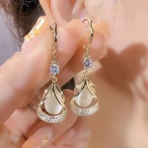 Droplet Shape White Dangle Earrings