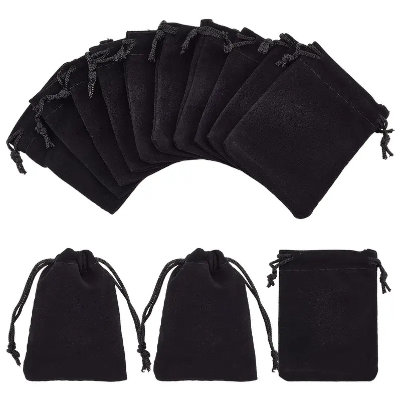 black jewelery pouches
