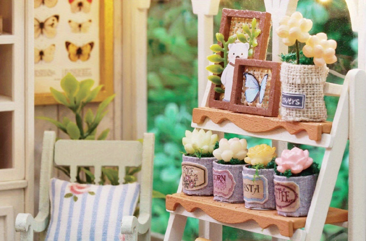 Hand Assembled Garden House Decor - Image 2