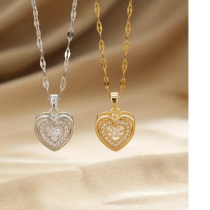 Love heart necklace