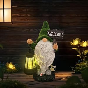 welcome gnome with light